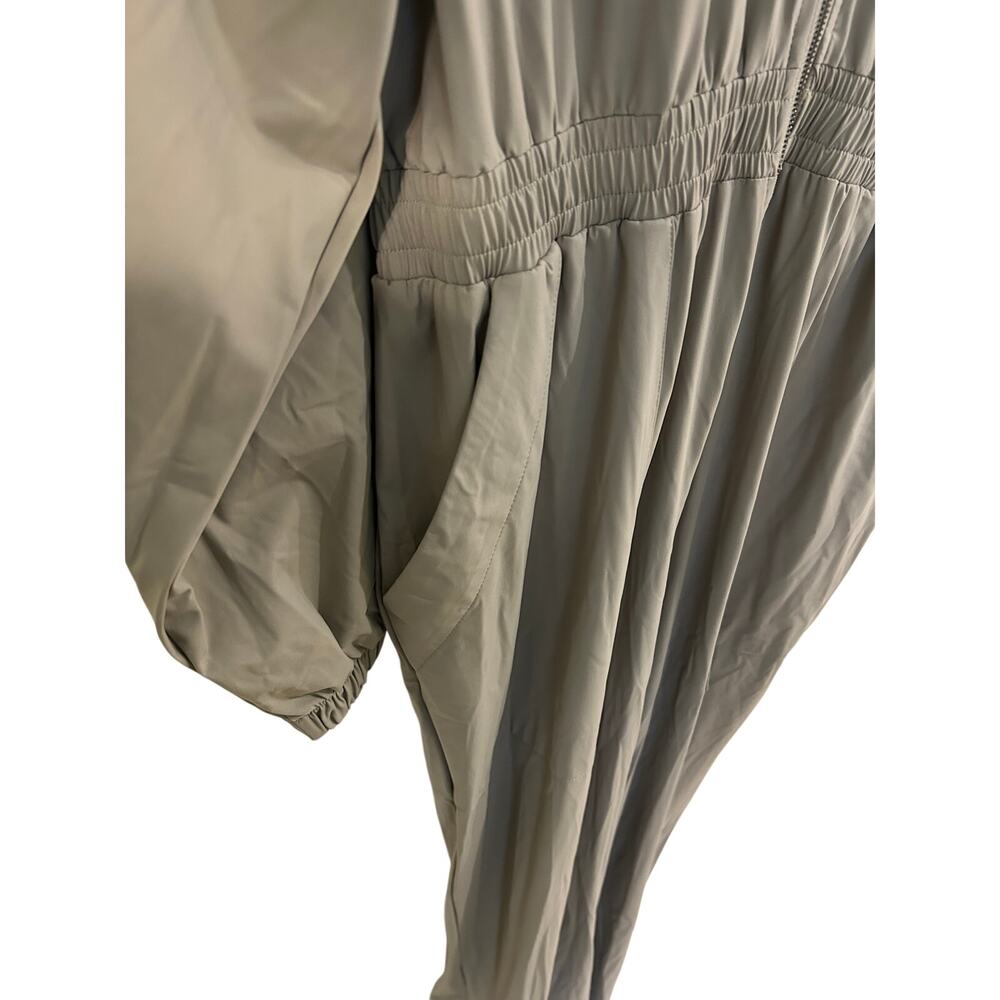 Herione Sport Kai jumpsuit khaki size M academia dopamine - Picture 4 of 8